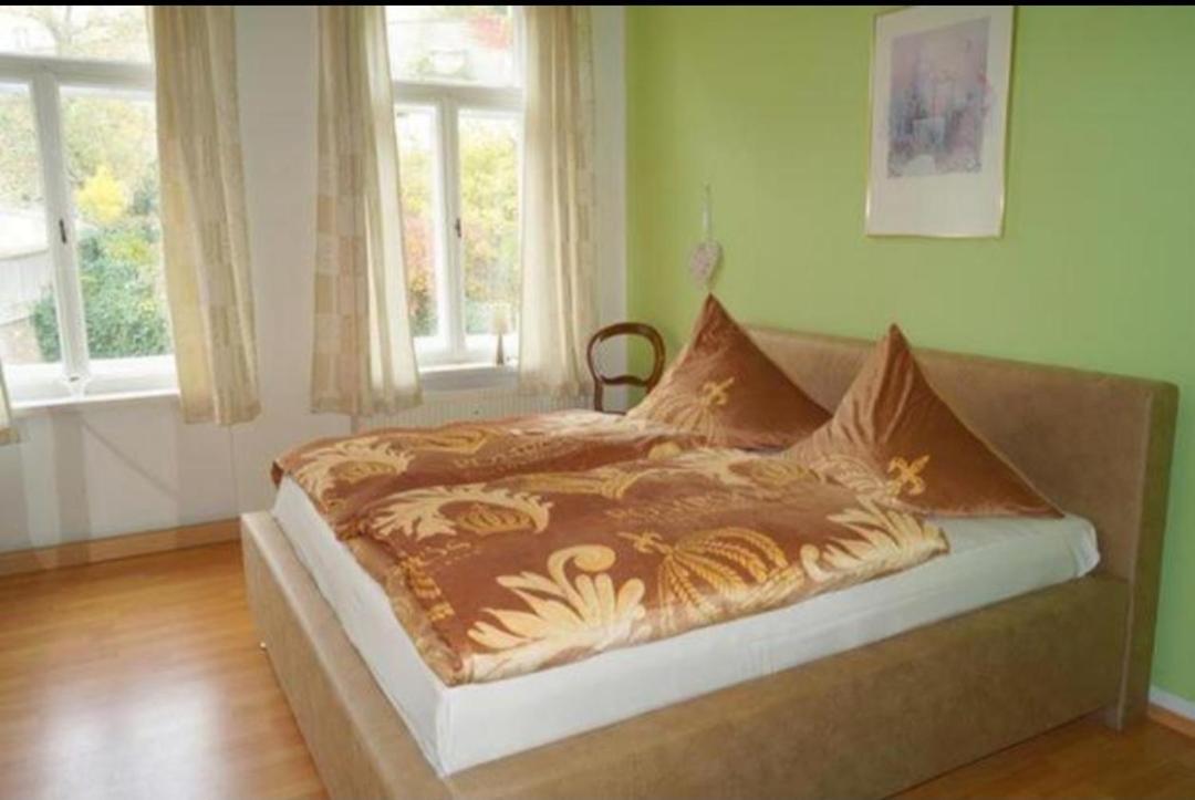Pension Und Ferienwohnung Stadt アルテンブルク エクステリア 写真